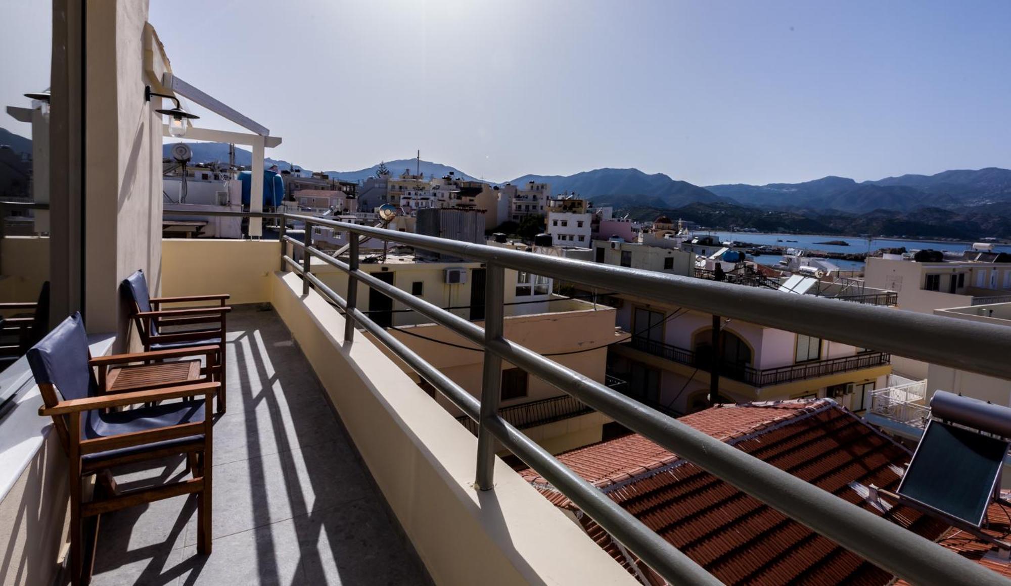Lemon Tree House Aparthotel Karpathos Exterior photo